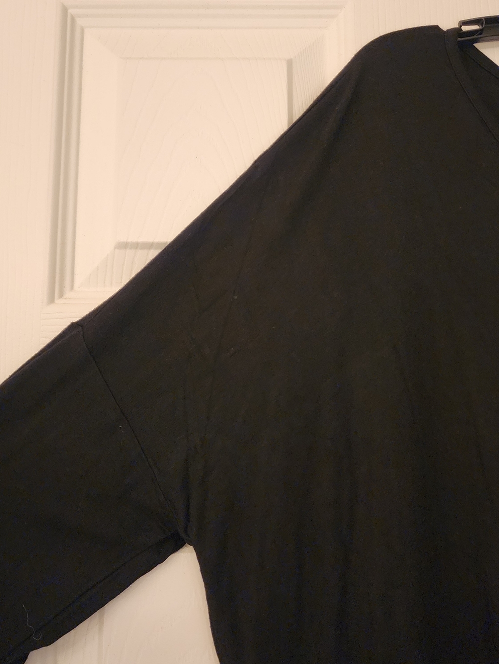 ALLURE Women's Embellished Vneck Top In Black Size XL - Picture 6 of 9
